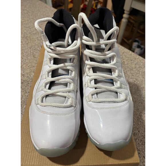 Jordan 11 Legend Blue 9.5M main image 4